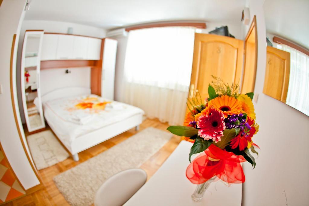 Apartments Stefan Bečići Oda fotoğraf